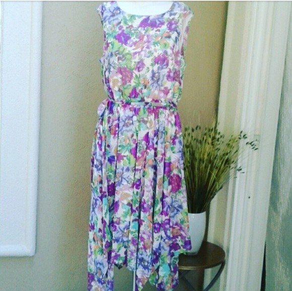 Dresses & Skirts - Dress
